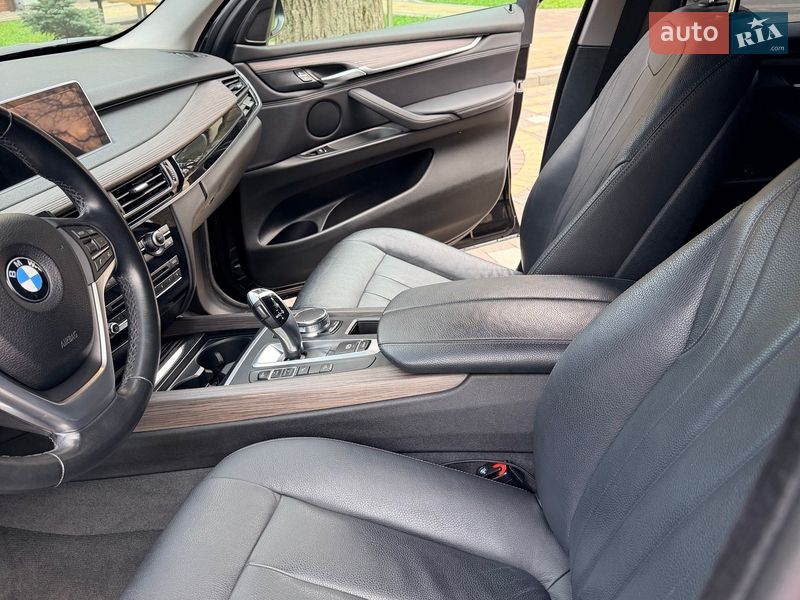 Внедорожник / Кроссовер BMW X5 2017 в Дрогобыче