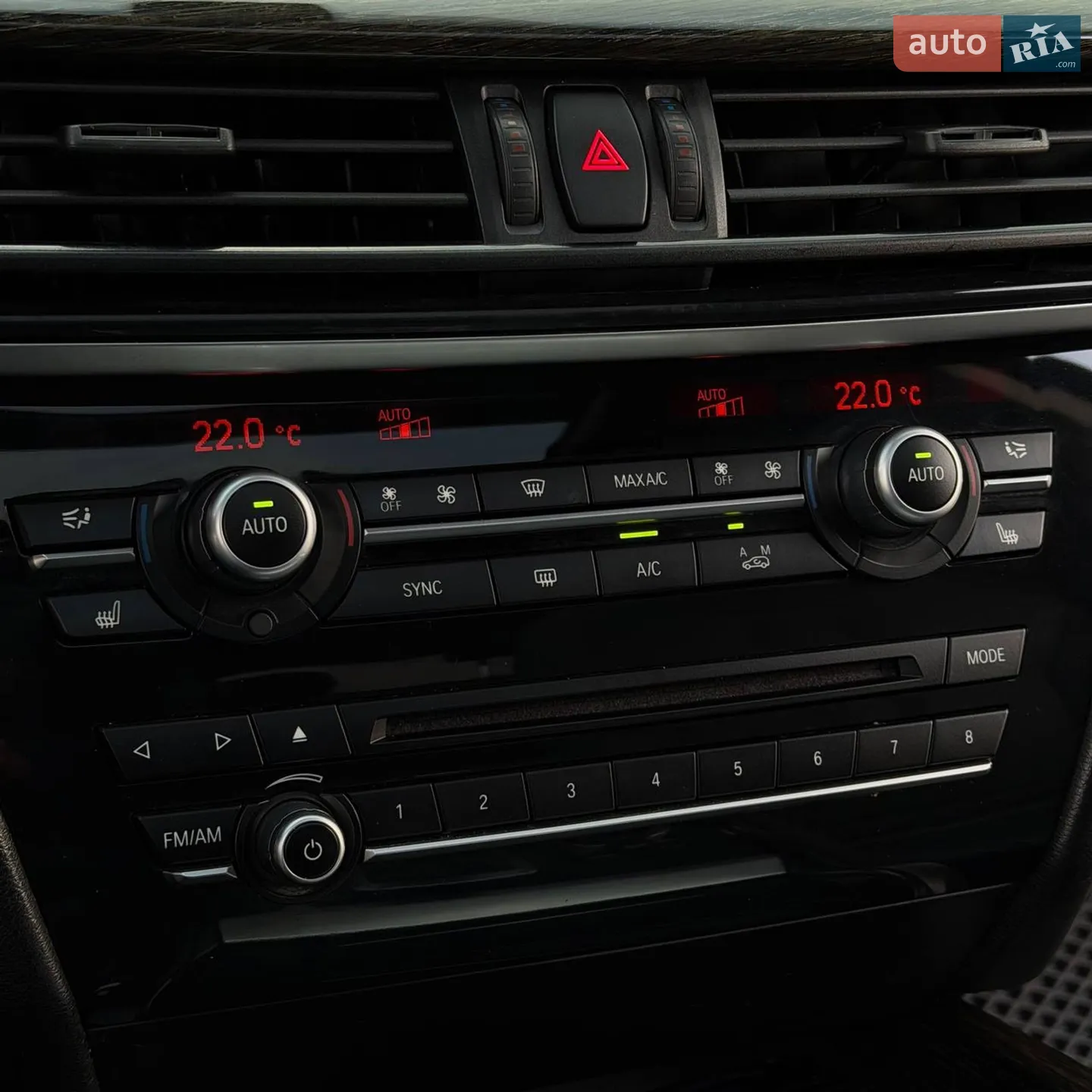2015 BMW X5 - мініатюра 27