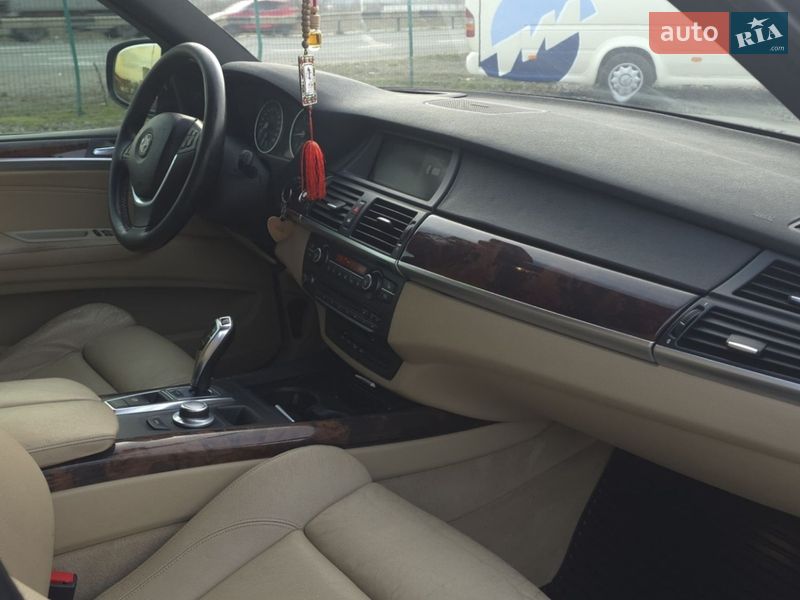 Позашляховик / Кросовер BMW X5 2007 в Чернівцях фото 13 Позашляховик / Кросовер BMW X5 2007 в Чернівцях