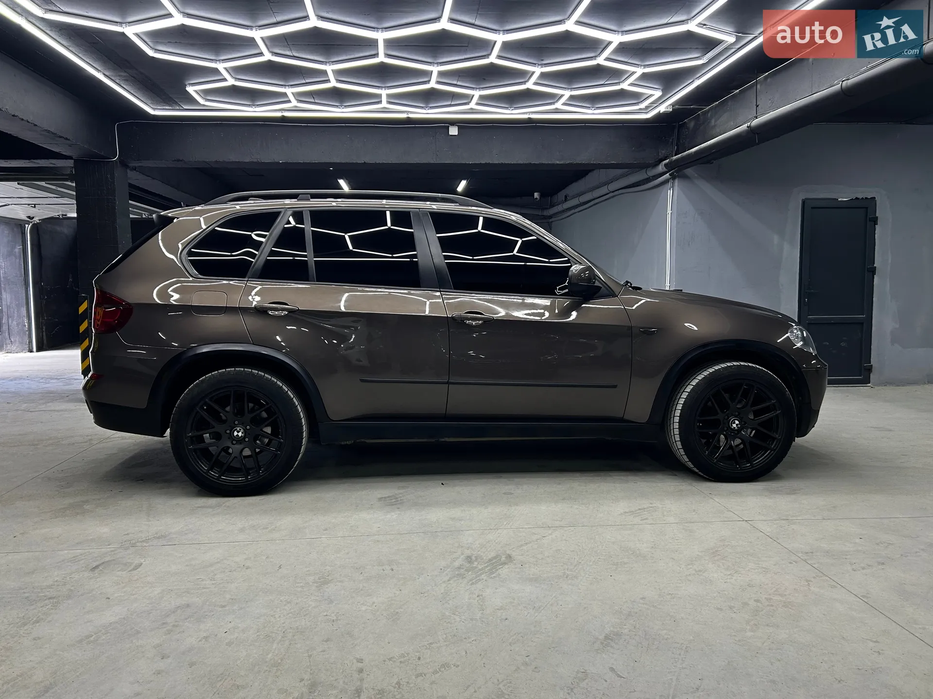 2011 BMW X5 - мініатюра 10