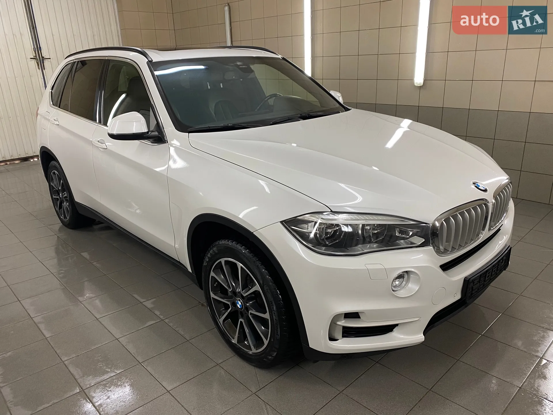 2017 BMW X5 - мініатюра 4