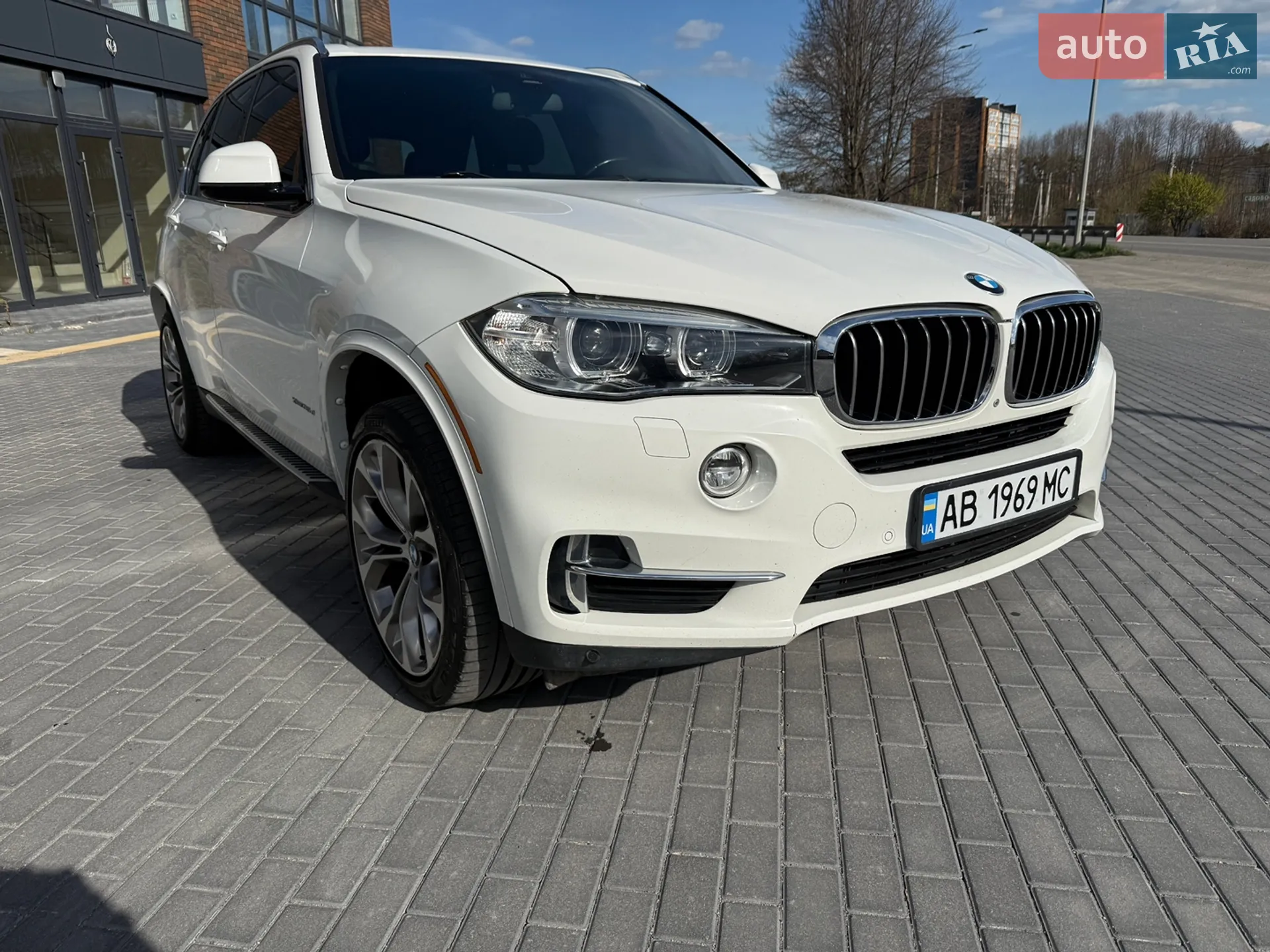 2017 BMW X5 - мініатюра 3