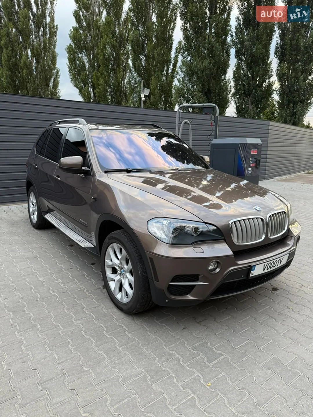 2010 BMW X5 - фото 1
