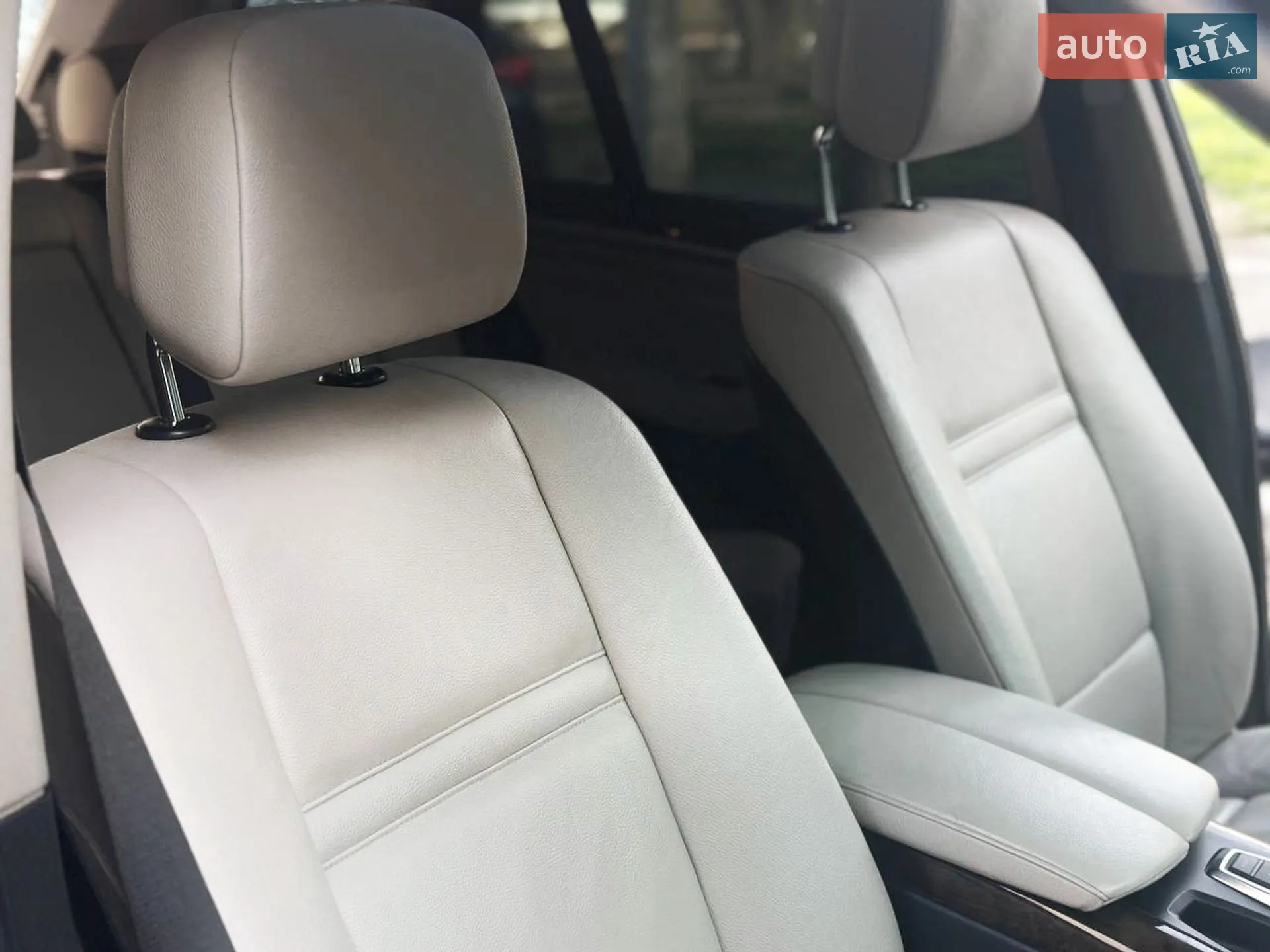 2010 BMW X5 - мініатюра 22