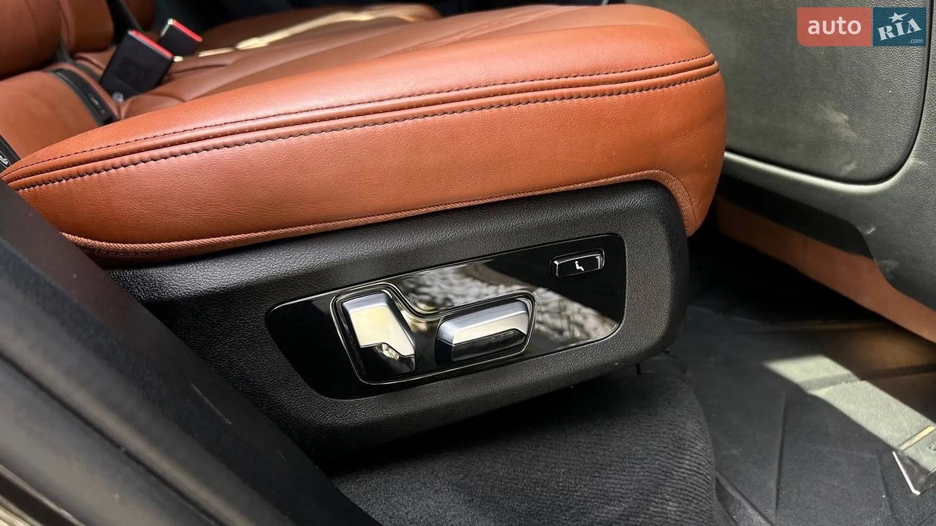 2021 BMW X5 - мініатюра 35