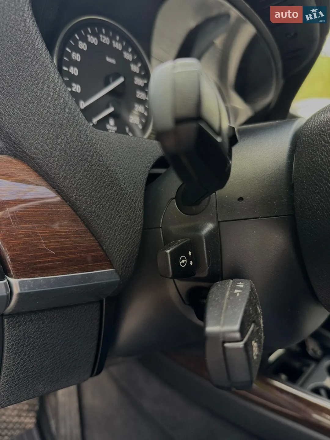 2010 BMW X5 - мініатюра 18