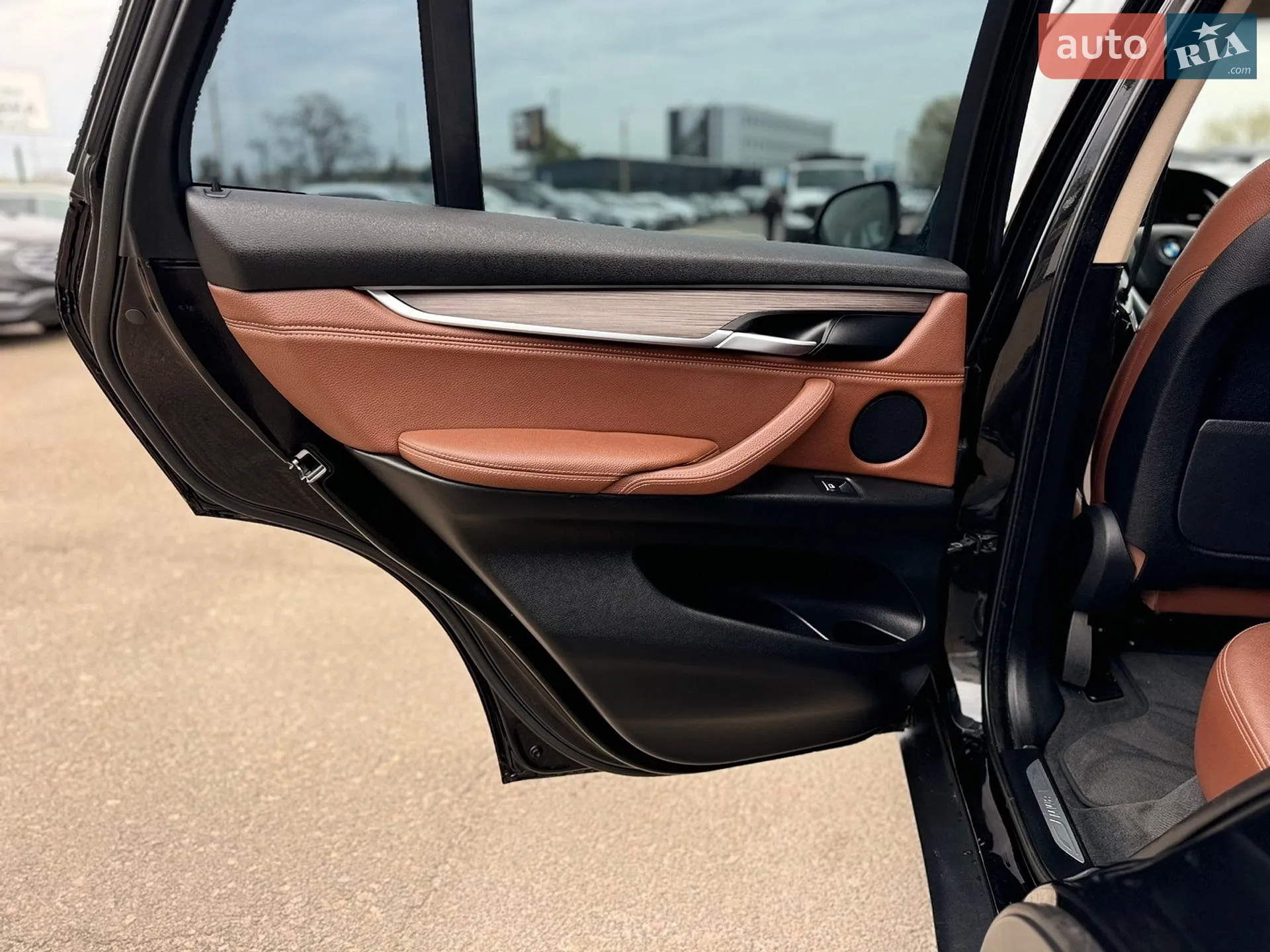 2017 BMW X5 - мініатюра 105