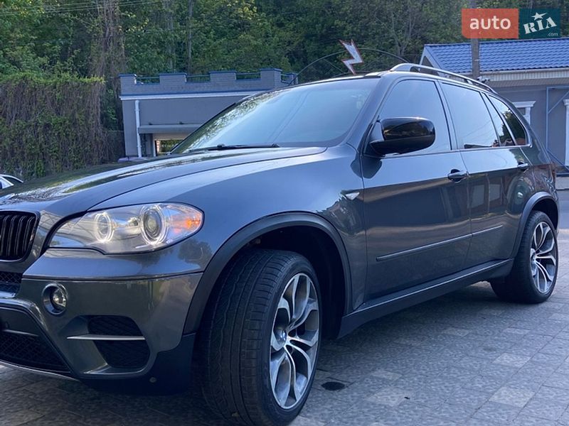 Внедорожник / Кроссовер BMW X5 2013 в Ужгороде