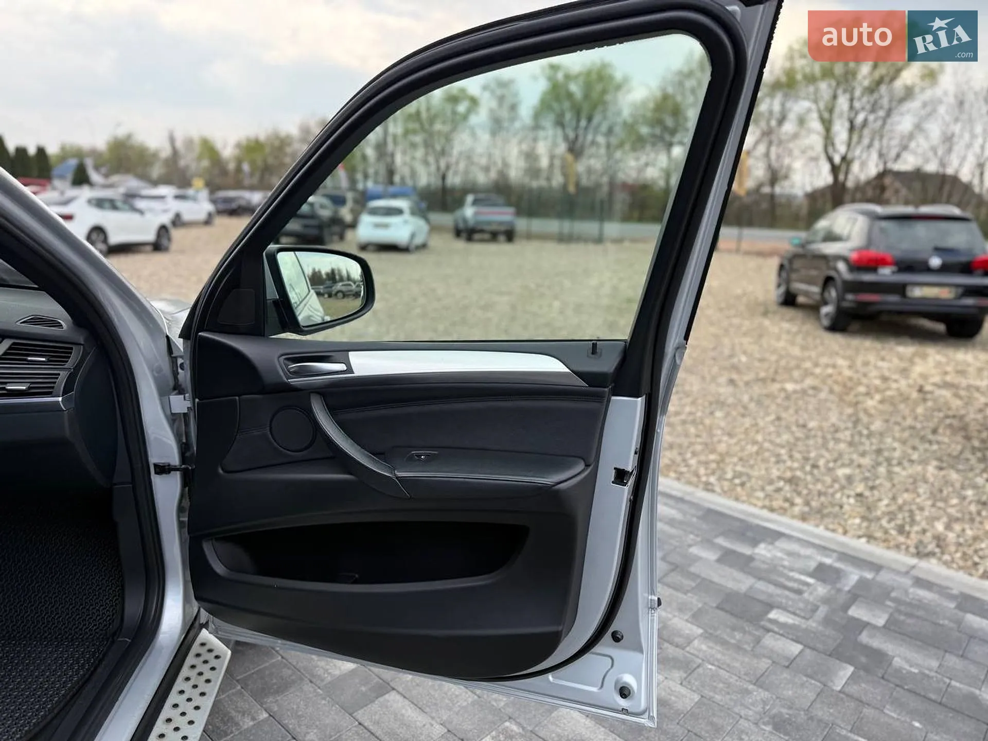 2010 BMW X5 - мініатюра 26