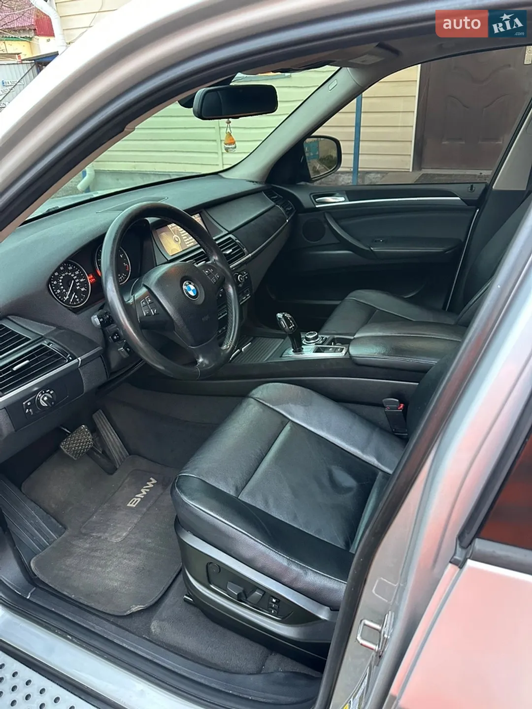 2010 BMW X5 - мініатюра 8