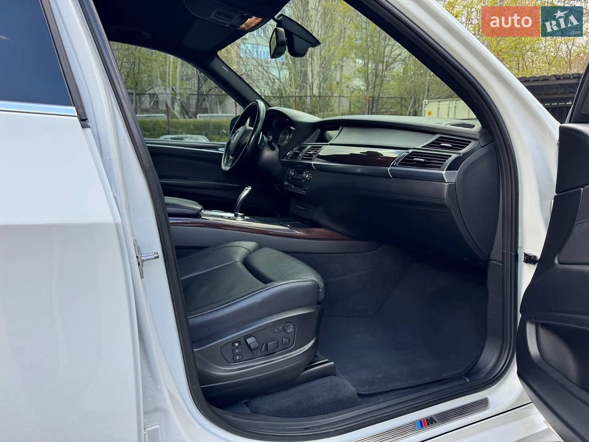 2011 BMW X5 - мініатюра 30