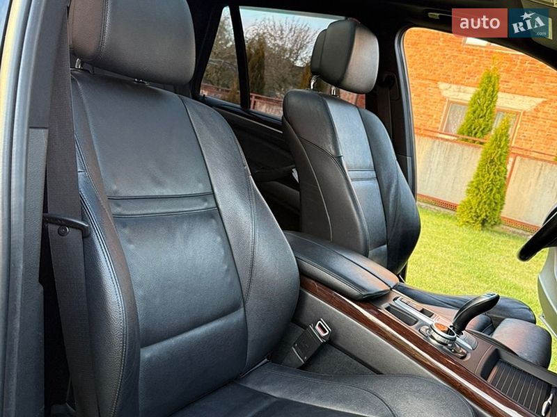Внедорожник / Кроссовер BMW X5 2011 в Ивано-Франковске