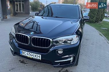 Позашляховик / Кросовер BMW X5 2016 в Львові