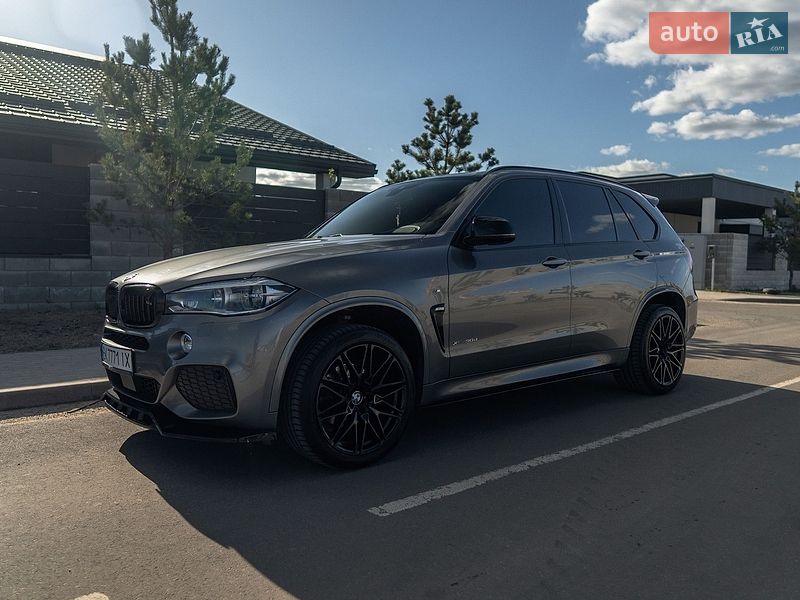 Внедорожник / Кроссовер BMW X5 2016 в Ровно