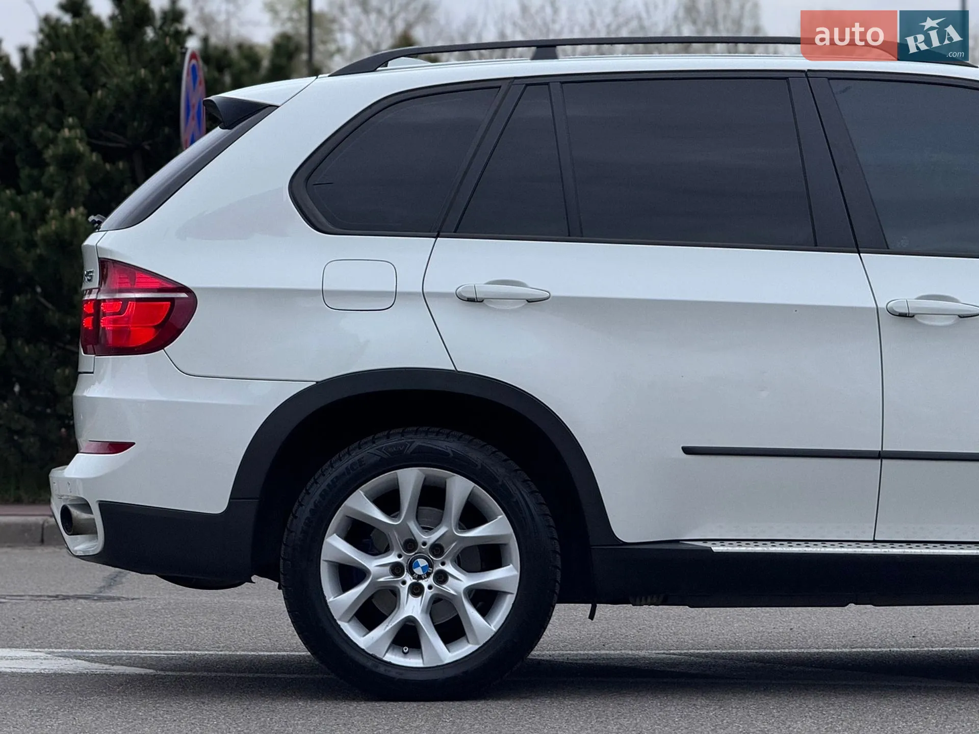 2011 BMW X5 - мініатюра 16