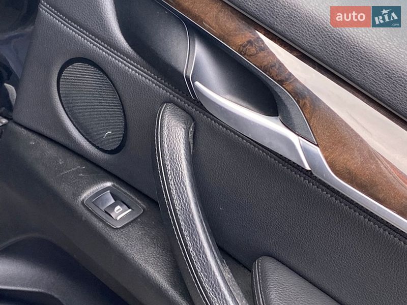 Внедорожник / Кроссовер BMW X5 2015 в Киеве