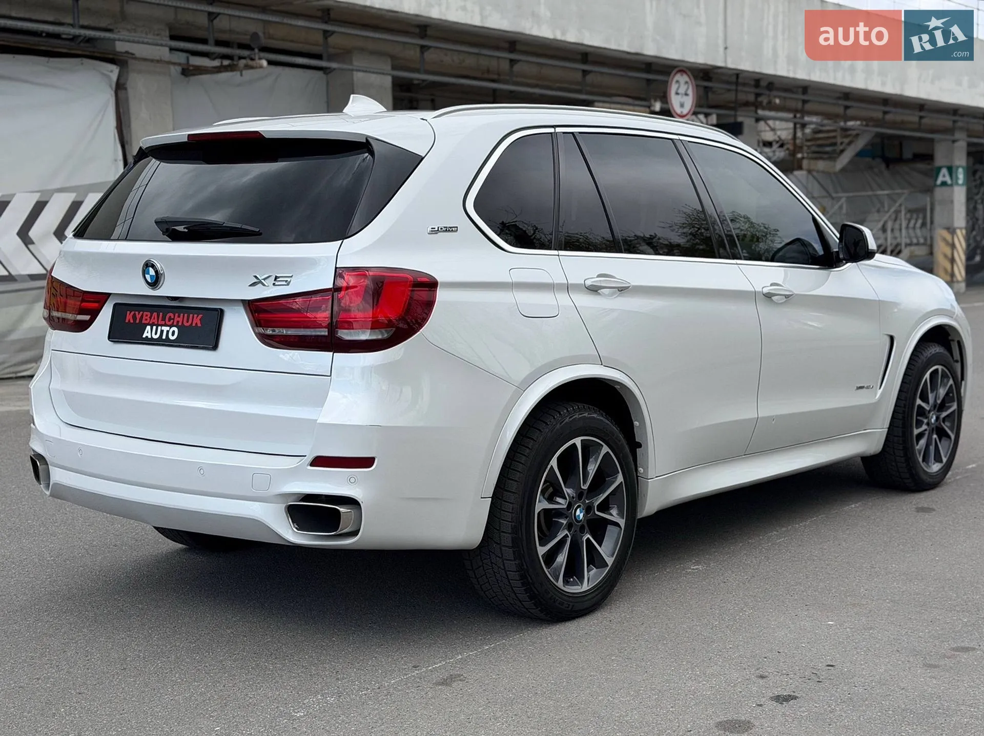 2018 BMW X5 - мініатюра 4