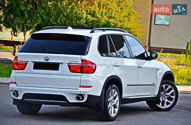 Позашляховик / Кросовер BMW X5 2012 в Дніпрі