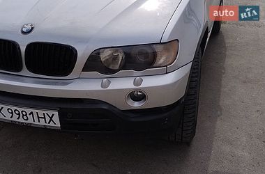 Внедорожник / Кроссовер BMW X5 2001 в Вараше