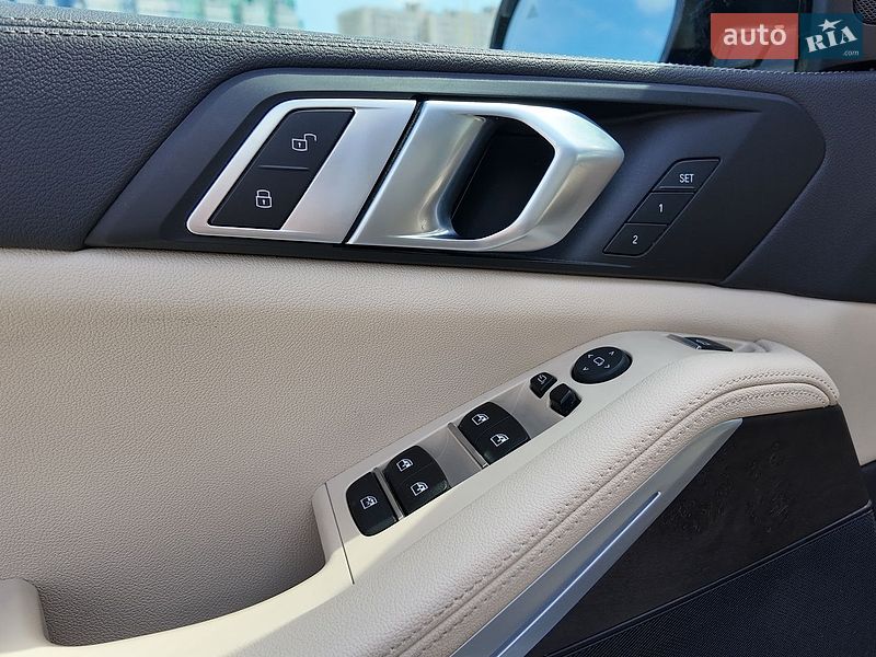 Внедорожник / Кроссовер BMW X5 2022 в Одессе