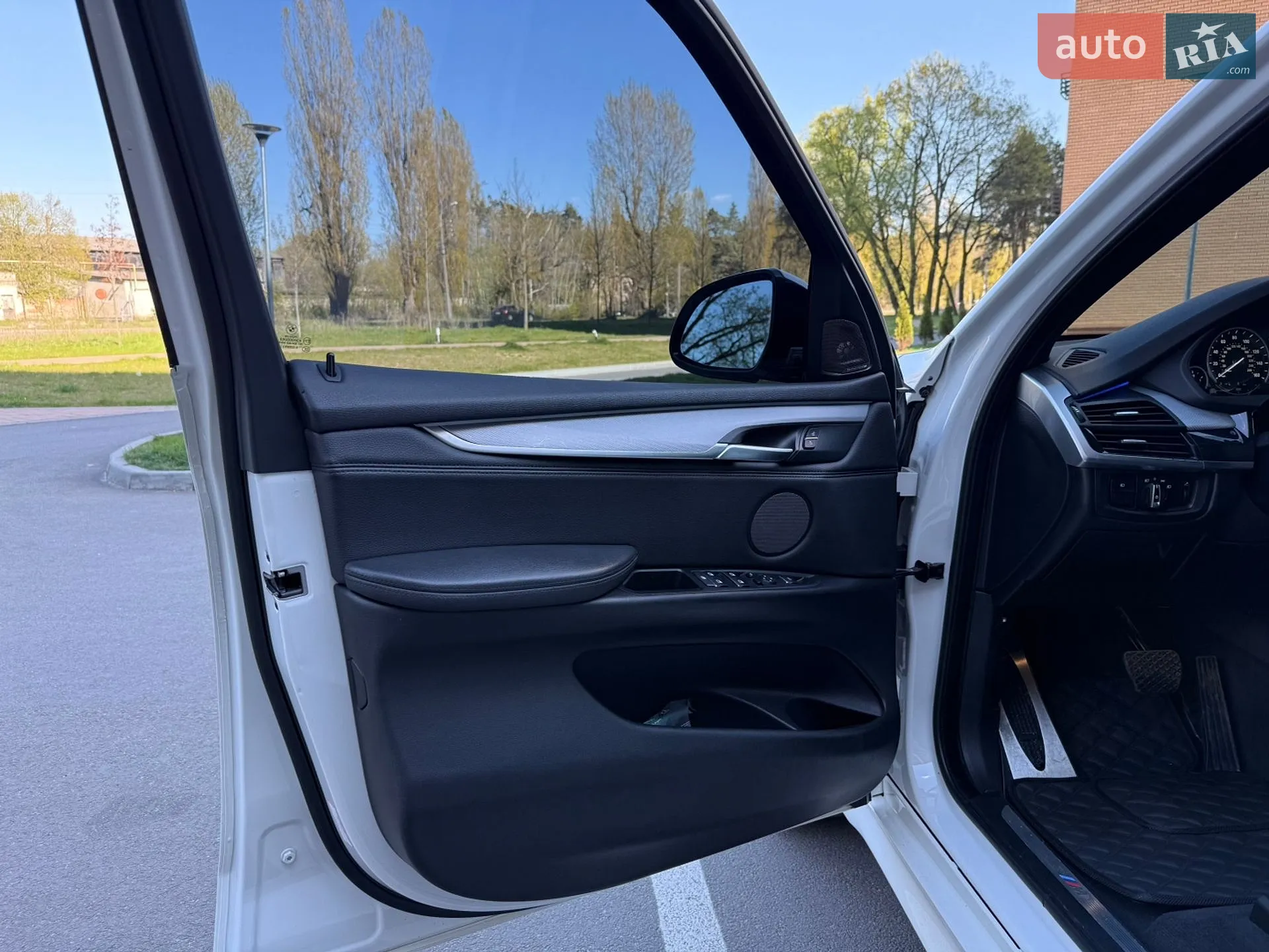 2016 BMW X5 - мініатюра 25