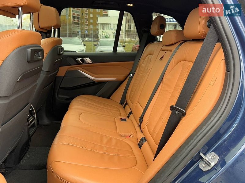 Внедорожник / Кроссовер BMW X5 2019 в Киеве