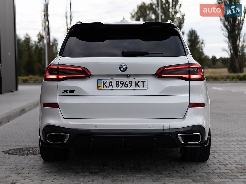 Внедорожник / Кроссовер BMW X5 2019 в Киеве