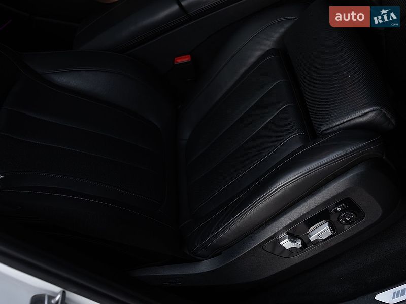 Внедорожник / Кроссовер BMW X5 2019 в Киеве