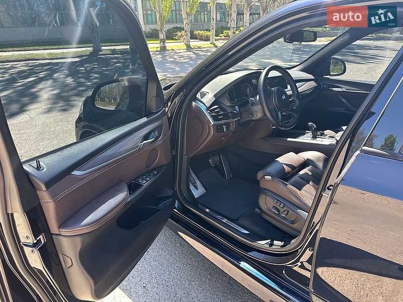 Позашляховик / Кросовер BMW X5 2015 в Миколаєві