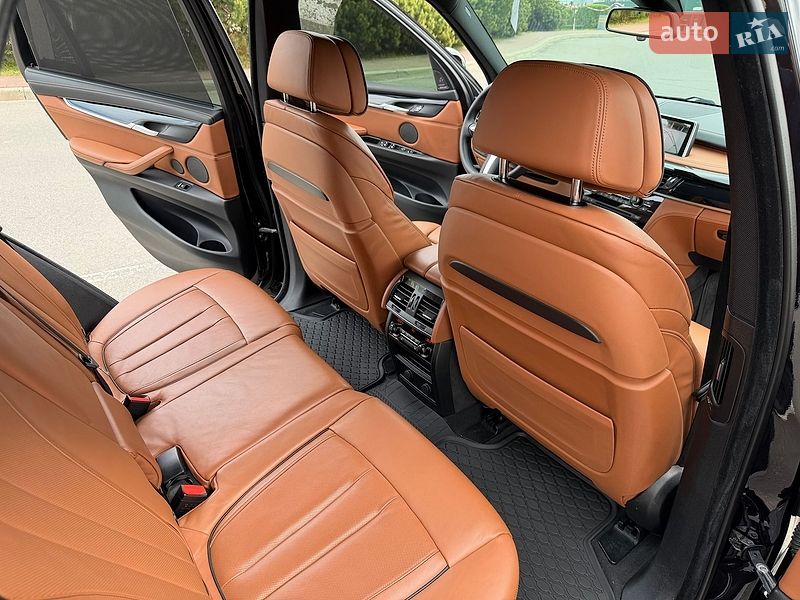 Внедорожник / Кроссовер BMW X5 2015 в Киеве