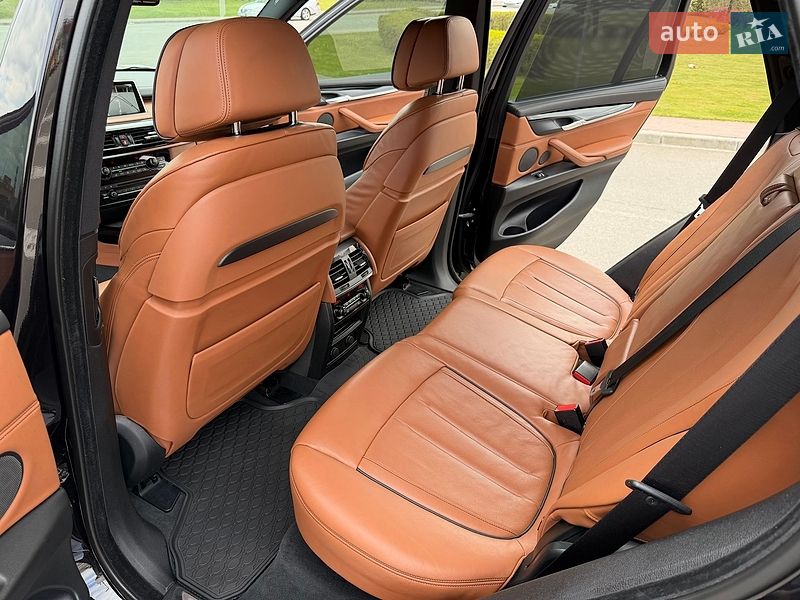 Внедорожник / Кроссовер BMW X5 2015 в Киеве