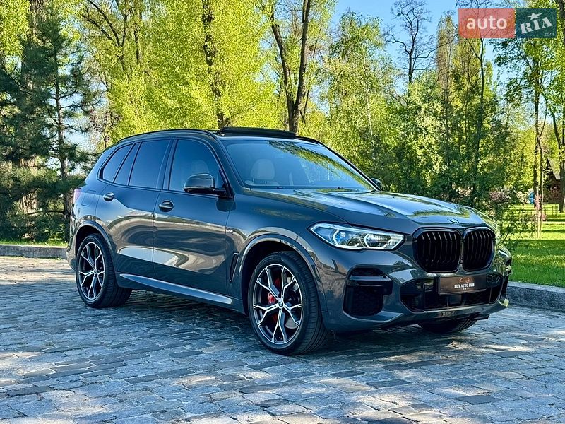Внедорожник / Кроссовер BMW X5 2022 в Киеве
