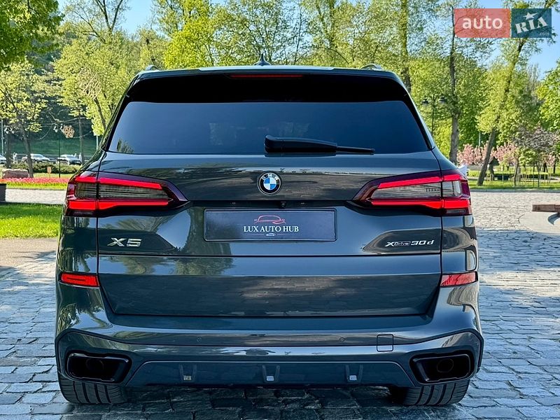 Внедорожник / Кроссовер BMW X5 2022 в Киеве