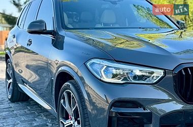 Внедорожник / Кроссовер BMW X5 2022 в Киеве