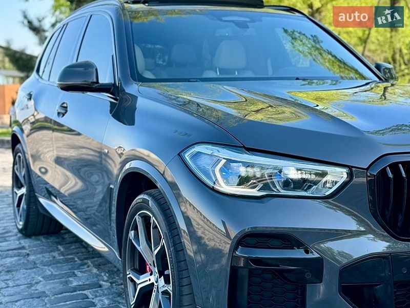 Внедорожник / Кроссовер BMW X5 2022 в Киеве
