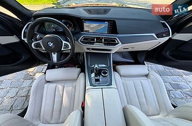 Внедорожник / Кроссовер BMW X5 2022 в Киеве