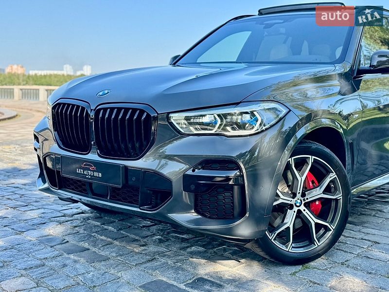 Внедорожник / Кроссовер BMW X5 2022 в Киеве