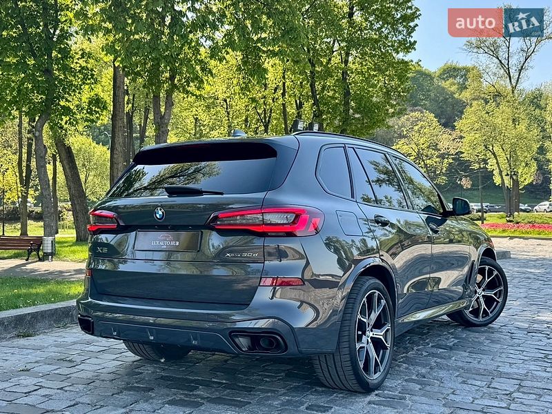Внедорожник / Кроссовер BMW X5 2022 в Киеве