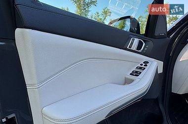 Внедорожник / Кроссовер BMW X5 2022 в Киеве