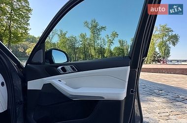 Внедорожник / Кроссовер BMW X5 2022 в Киеве