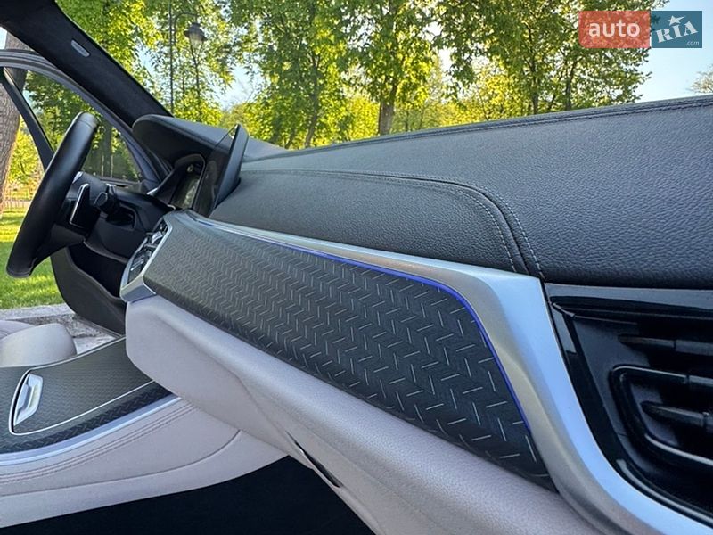 Внедорожник / Кроссовер BMW X5 2022 в Киеве