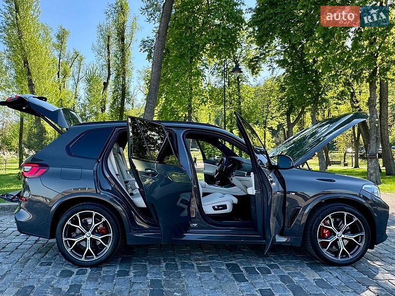 Внедорожник / Кроссовер BMW X5 2022 в Киеве