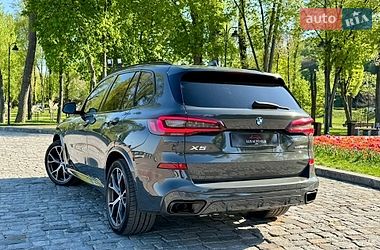 Внедорожник / Кроссовер BMW X5 2022 в Киеве