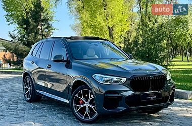 Внедорожник / Кроссовер BMW X5 2022 в Киеве