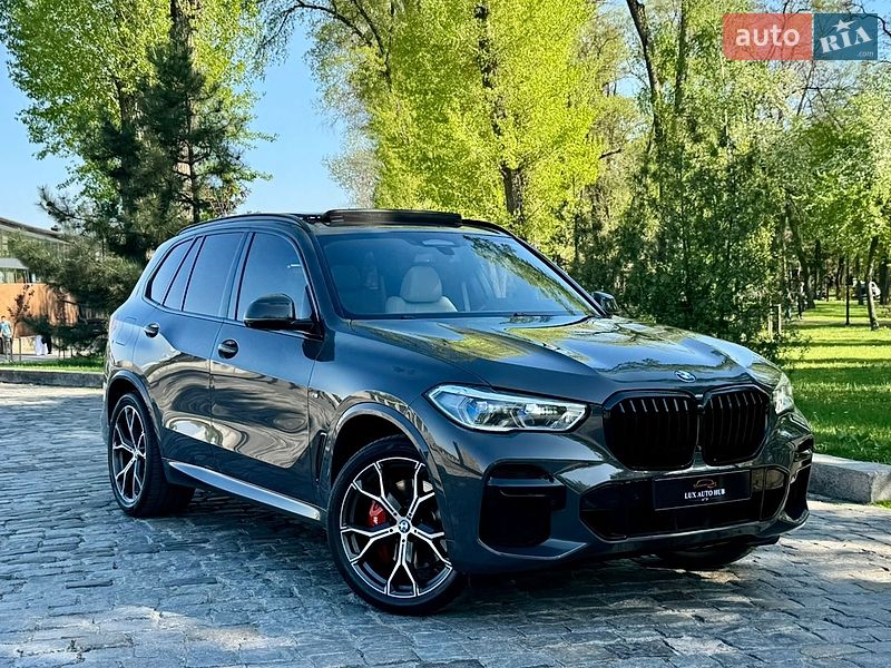 Внедорожник / Кроссовер BMW X5 2022 в Киеве