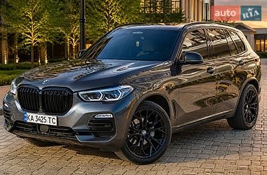 Внедорожник / Кроссовер BMW X5 2019 в Киеве