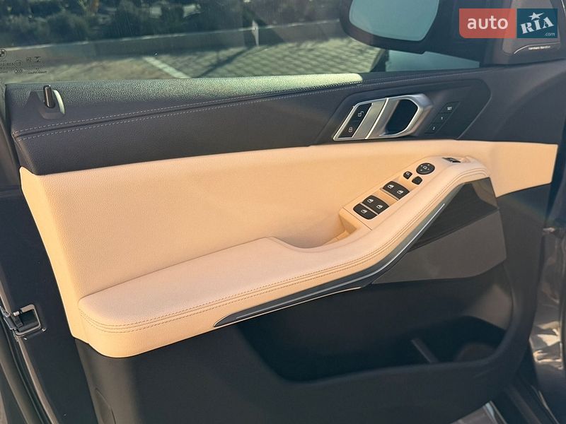 Внедорожник / Кроссовер BMW X5 2019 в Киеве