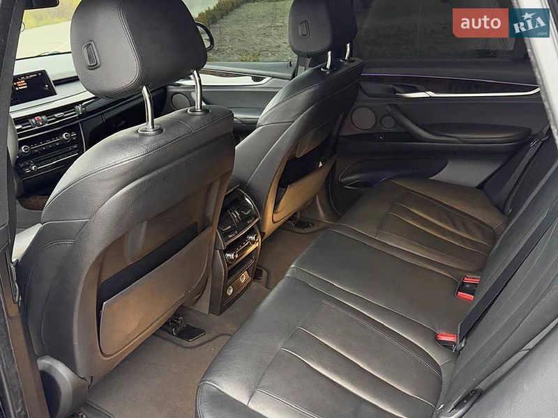 Внедорожник / Кроссовер BMW X5 2016 в Коростене
