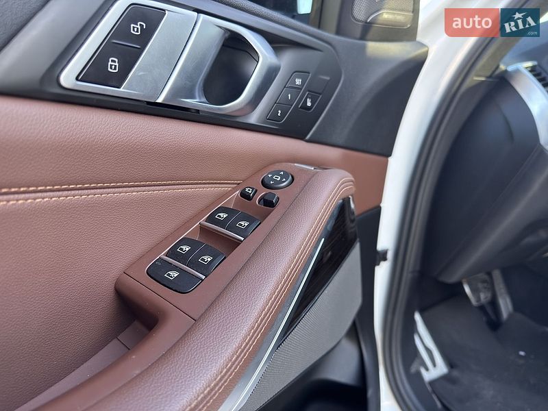 Внедорожник / Кроссовер BMW X5 2019 в Киеве