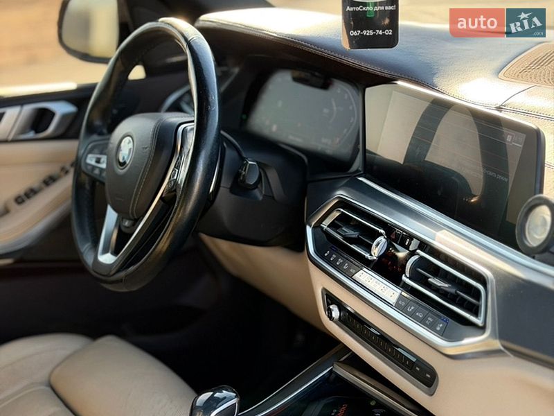 Внедорожник / Кроссовер BMW X5 2018 в Киеве